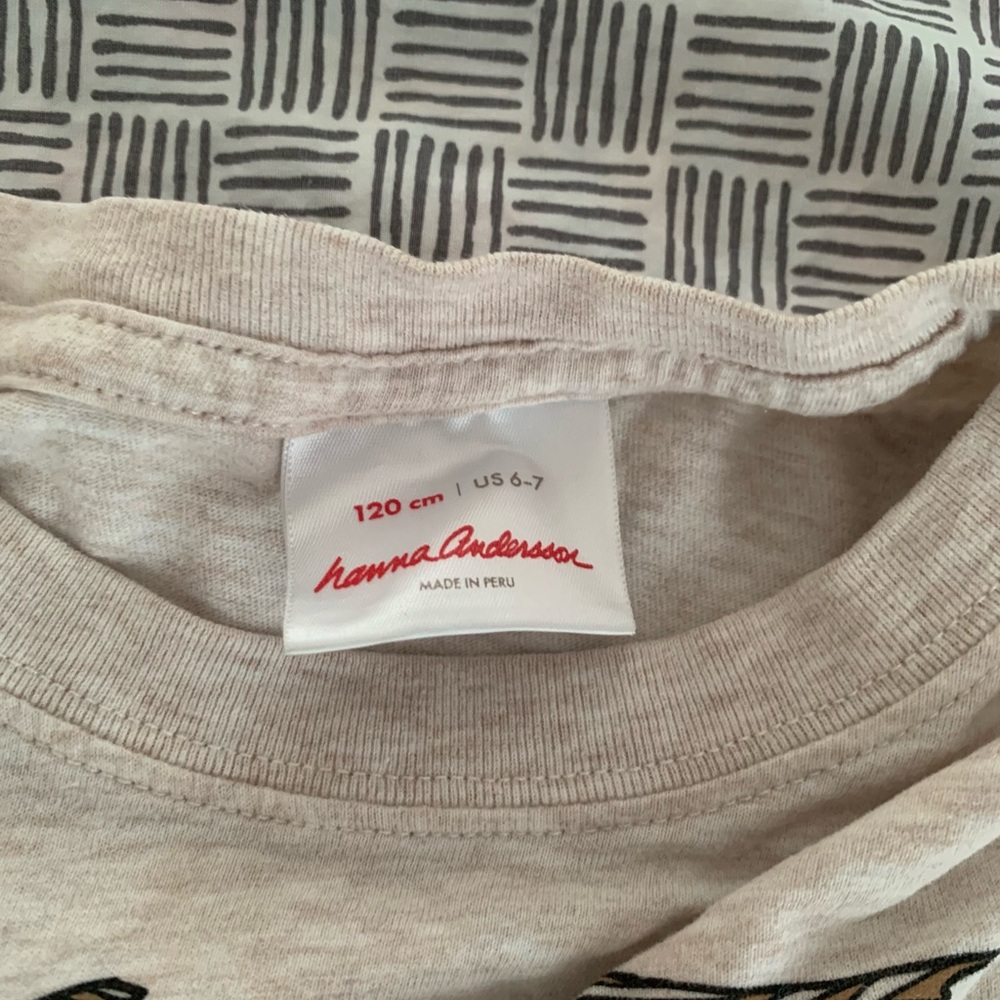 EUC! Hanna Andersson kid tshirt - Picture 3 of 5